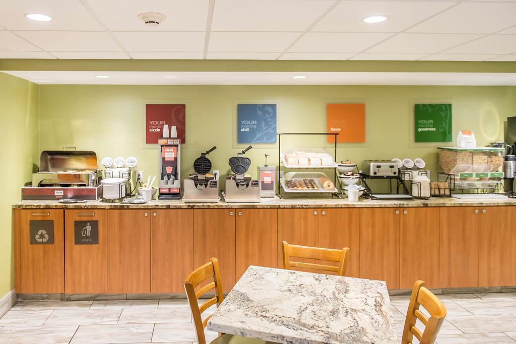 Comfort Inn Броквил Екстериор снимка