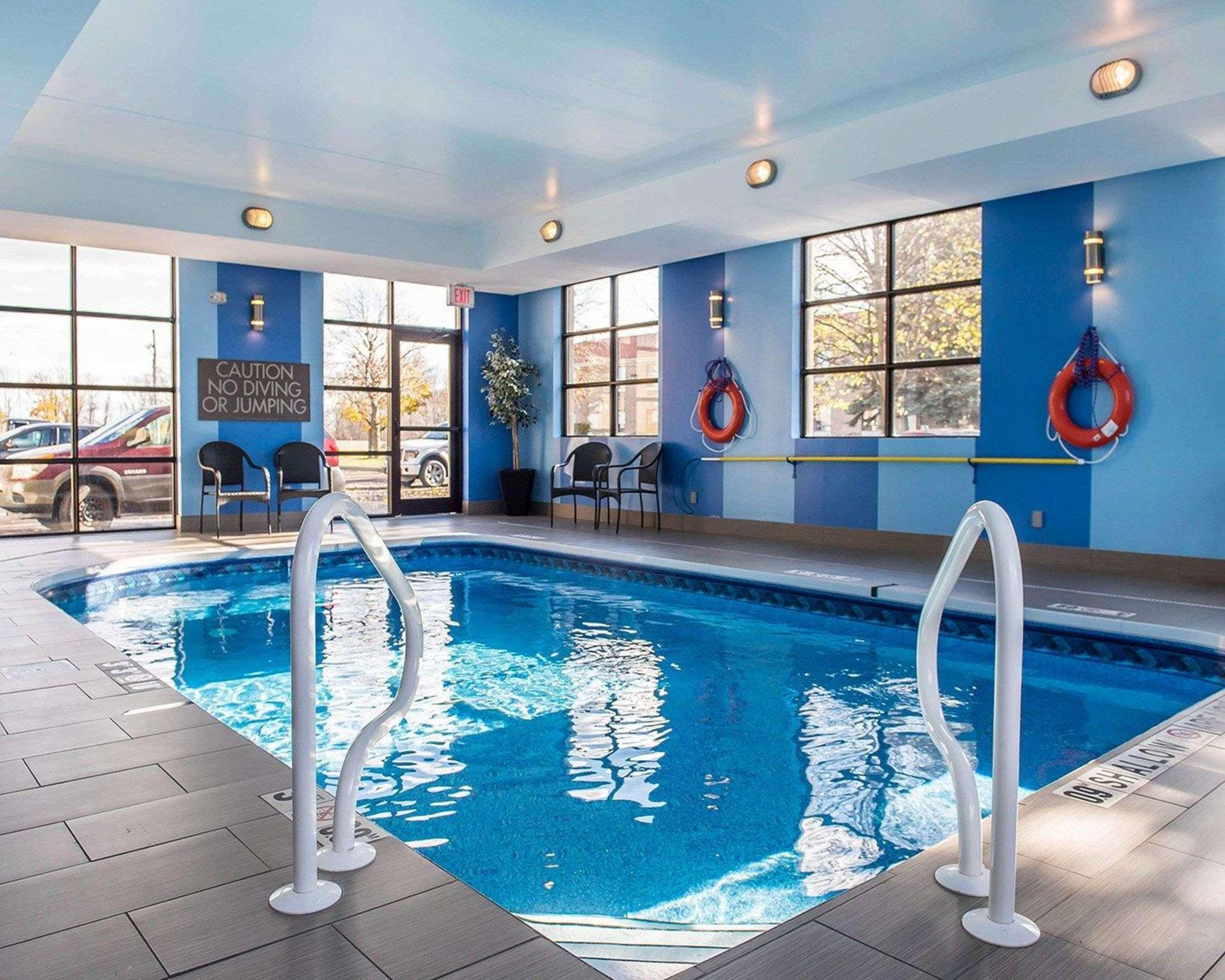 Comfort Inn Броквил Екстериор снимка