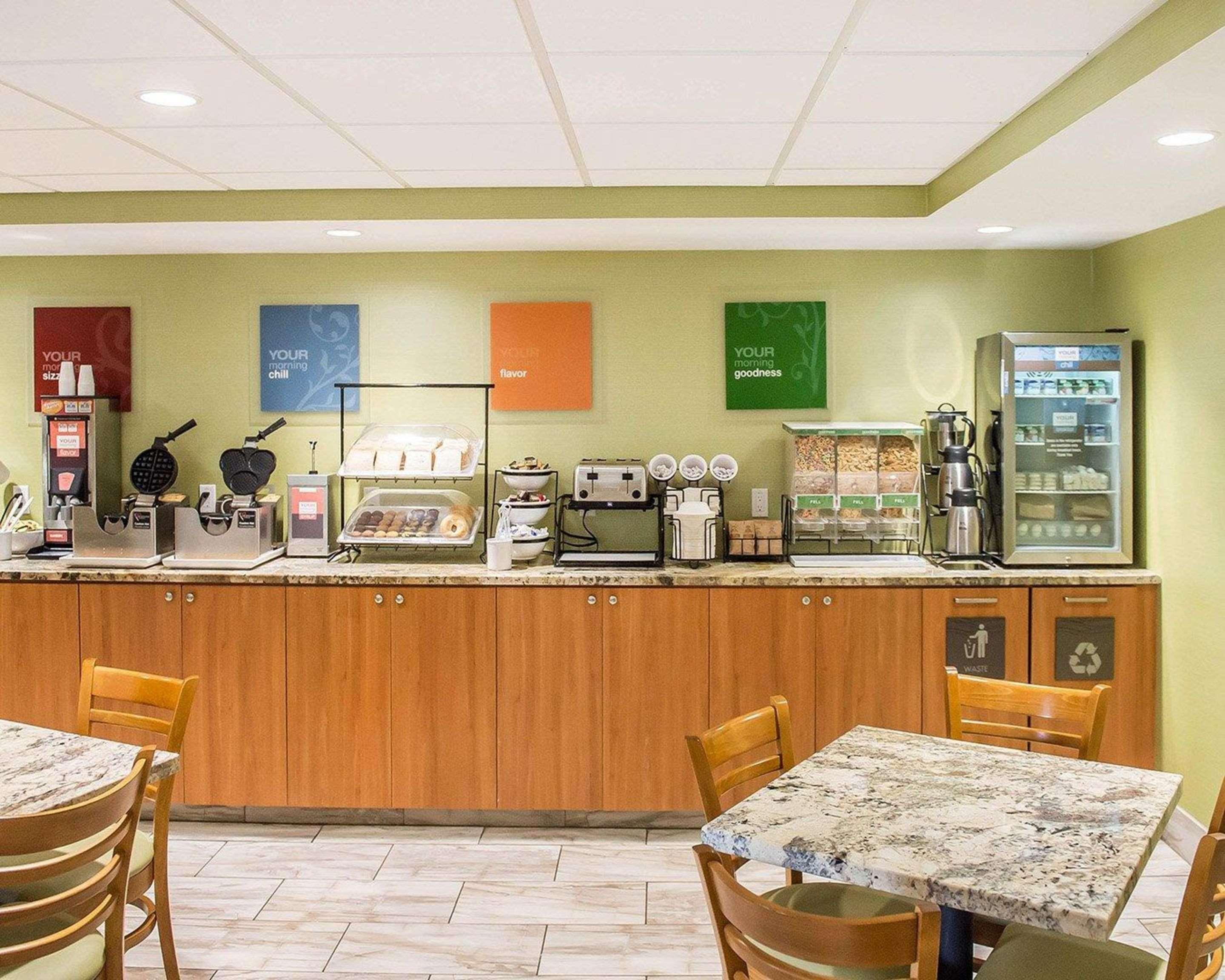 Comfort Inn Броквил Екстериор снимка