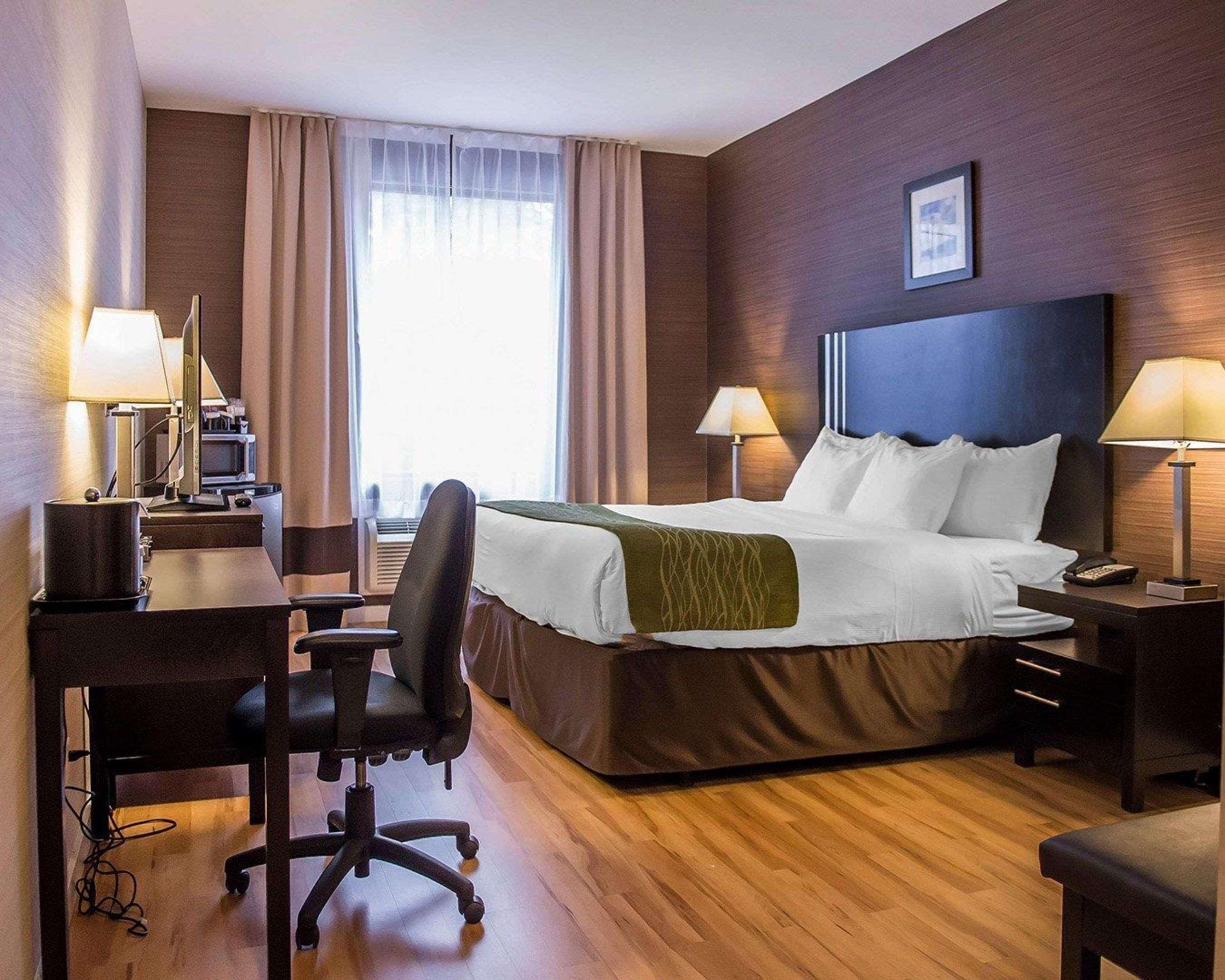 Comfort Inn Броквил Екстериор снимка