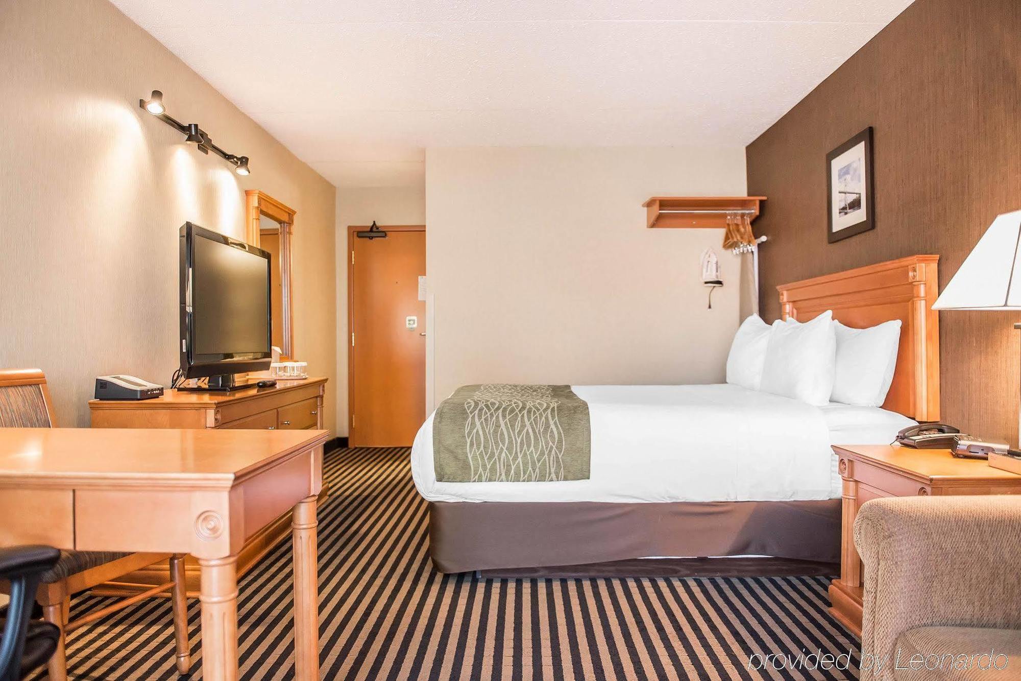 Comfort Inn Броквил Екстериор снимка
