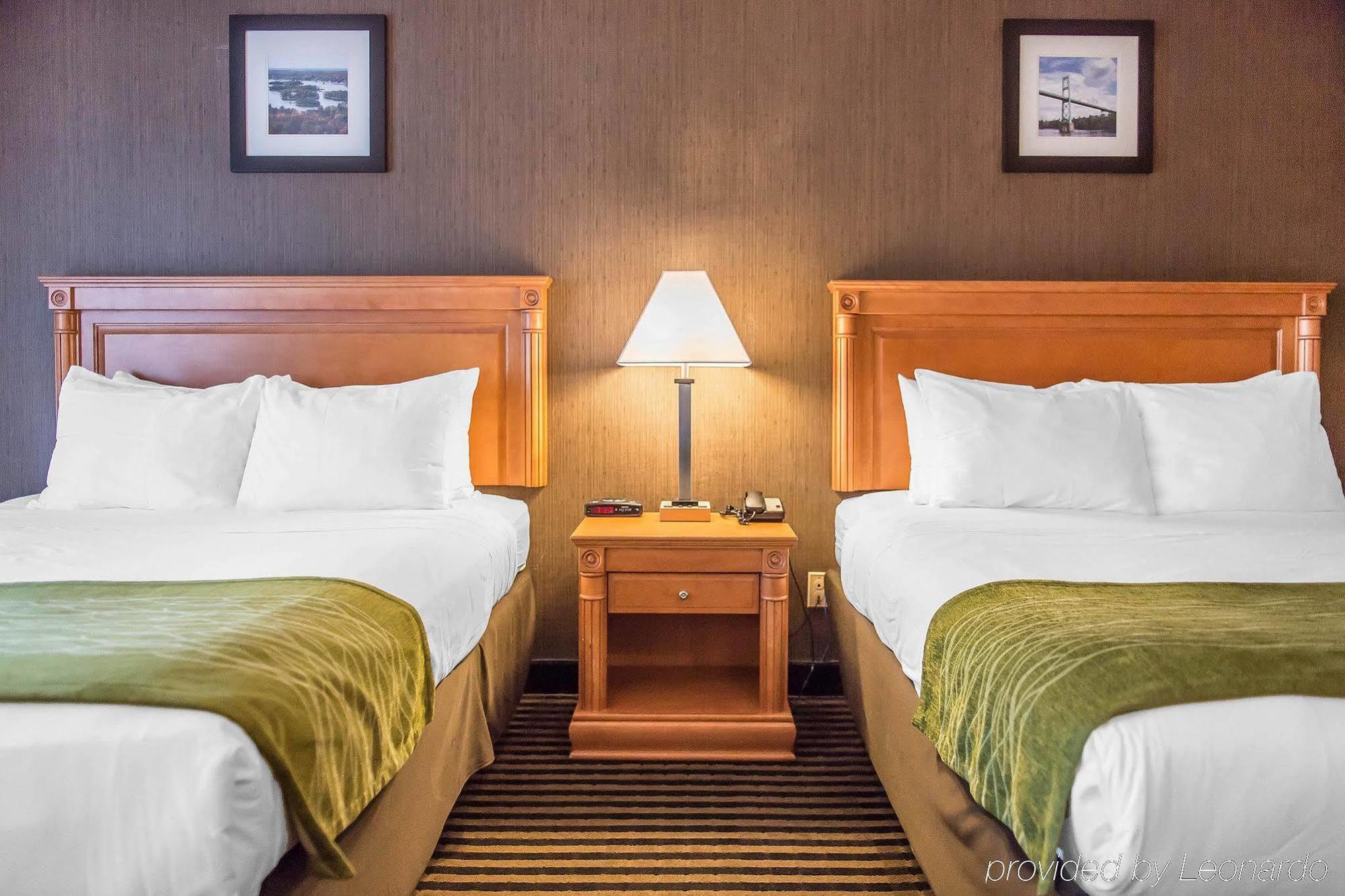 Comfort Inn Броквил Екстериор снимка